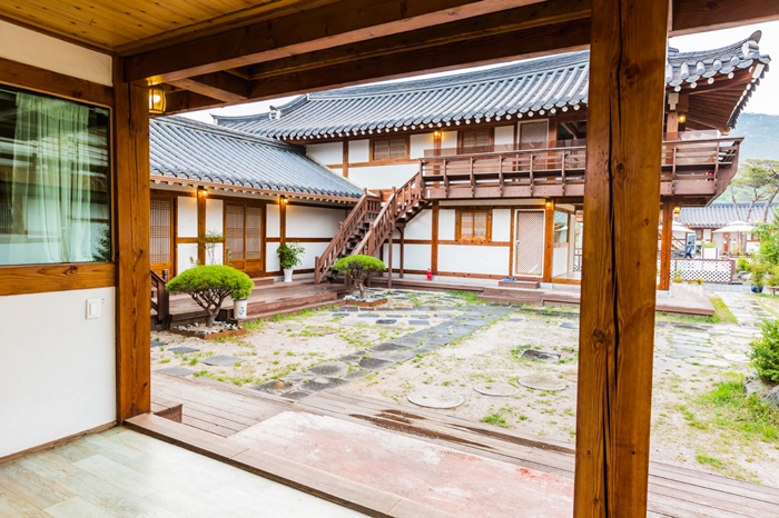 경주 서남산 한옥스테이 펜션