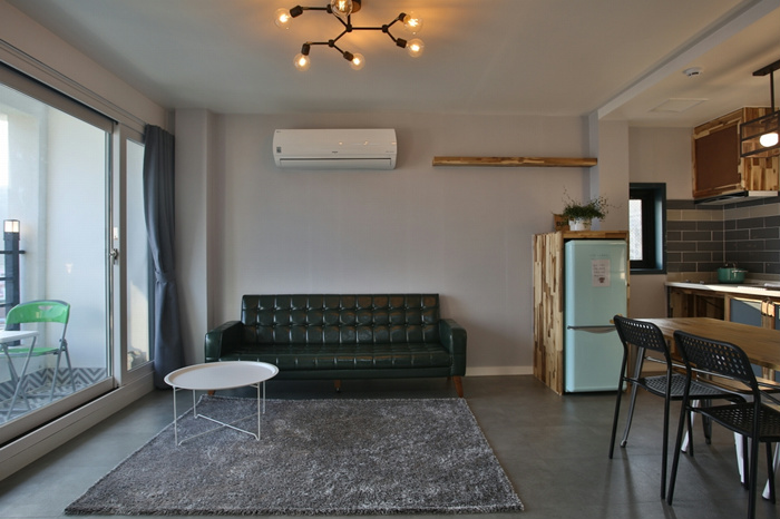 Room 402호